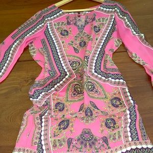 GORGEOUS BCBG LONG SLEVE DRESS